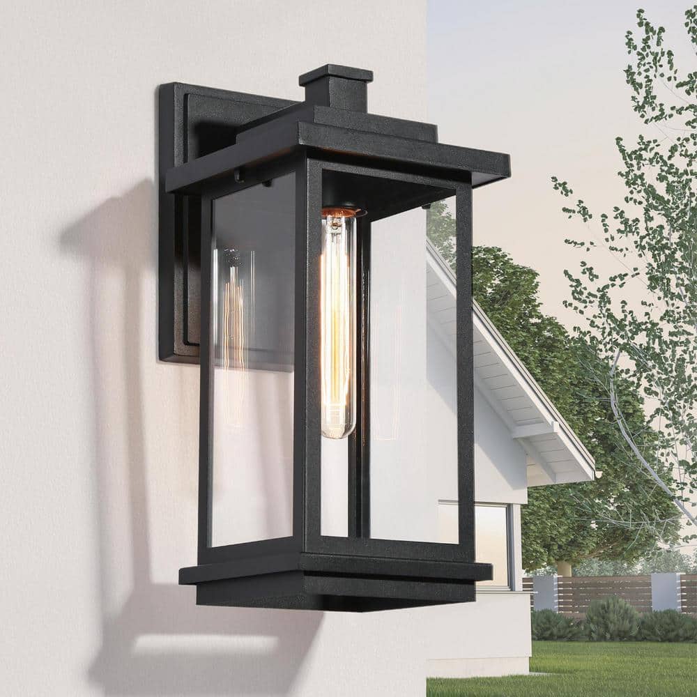 Heritage Outdoor Wall Lantern